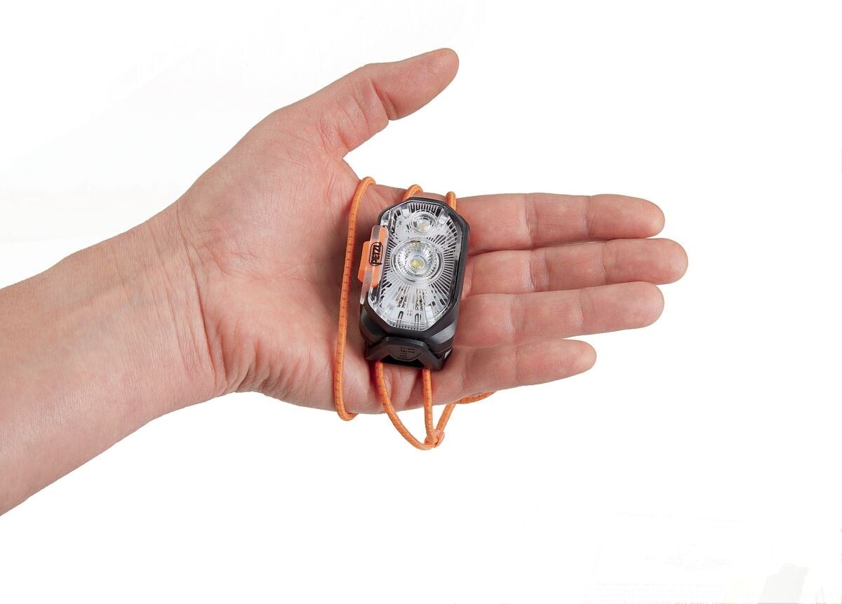 PETZL SWIFT LT Kafa Feneri (380 Lümen)