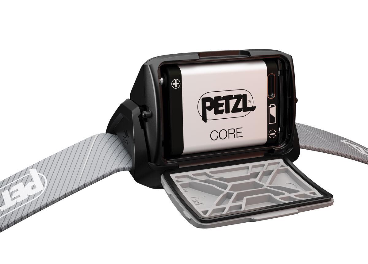 PETZL TIKKA CORE Kafa Feneri (450 lümen)