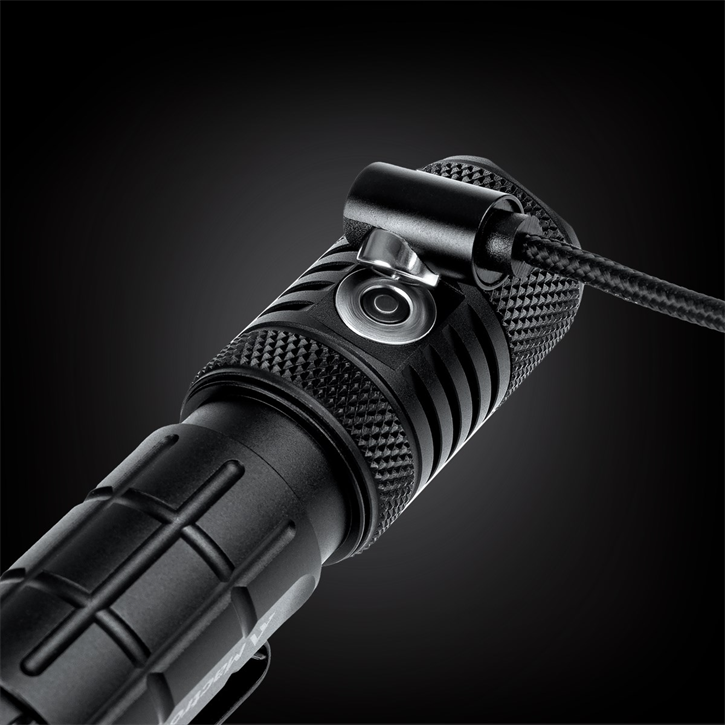 MACTRONIC T-FORCE XP Taktik Fener 2030 Lümen
