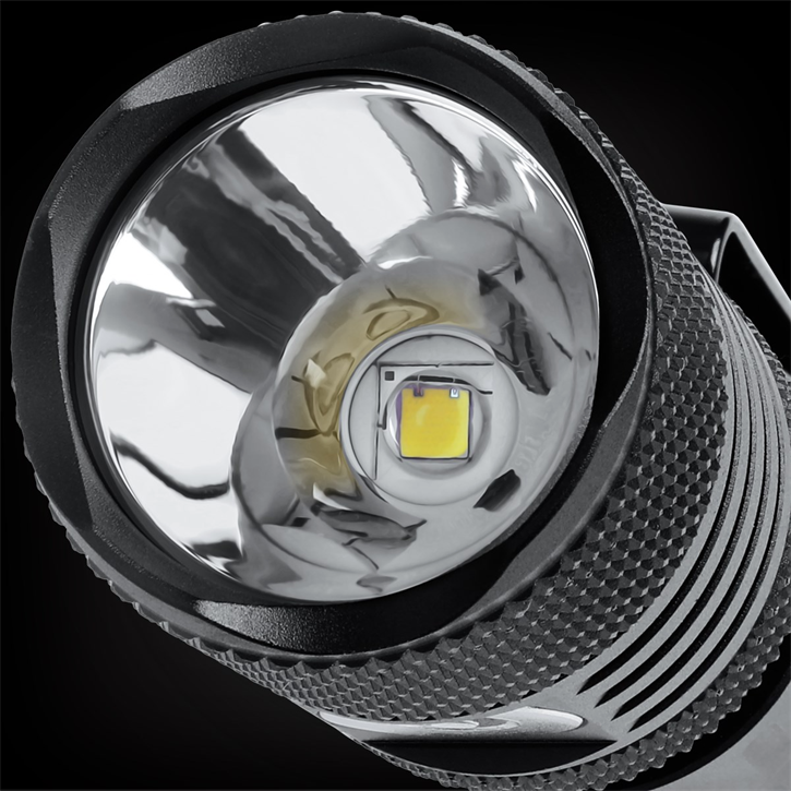 MACTRONIC T-FORCE XP Taktik Fener 2030 Lümen